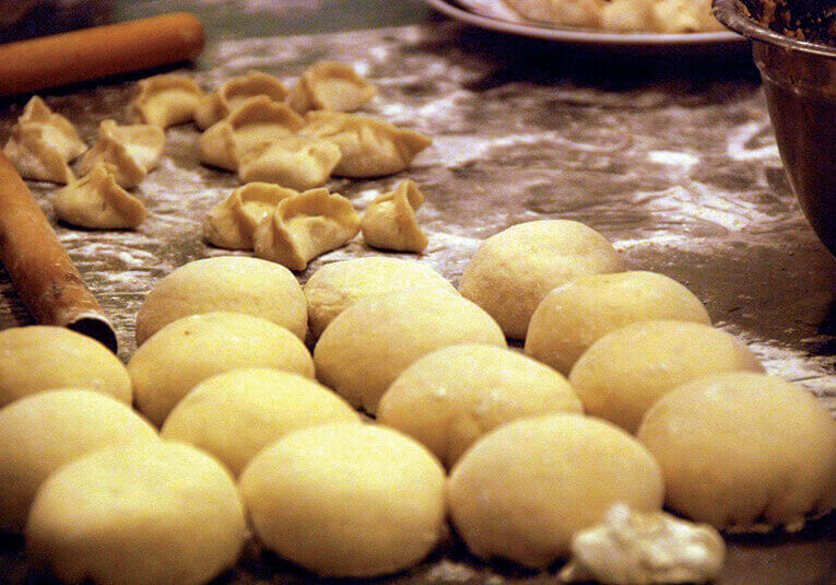 Dumplings and rolls//Photo credit: Nancy Lin/GEBIS